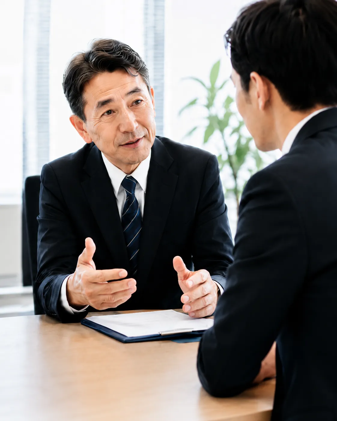 元刑事による探偵事業のサポート